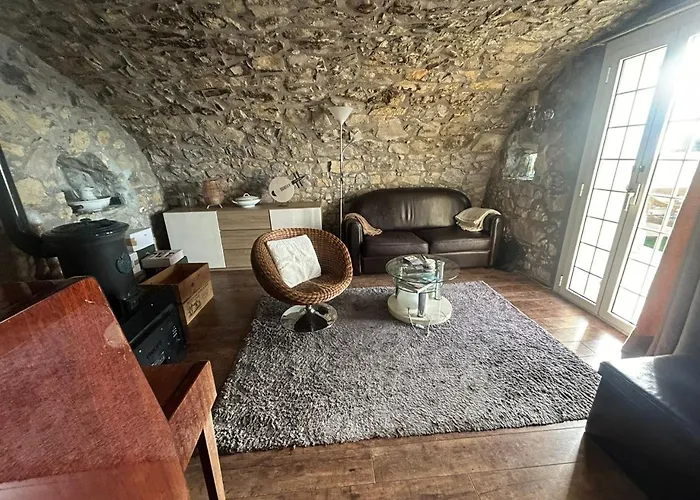 Maison De Charme Piscine Vue 别墅 艾日